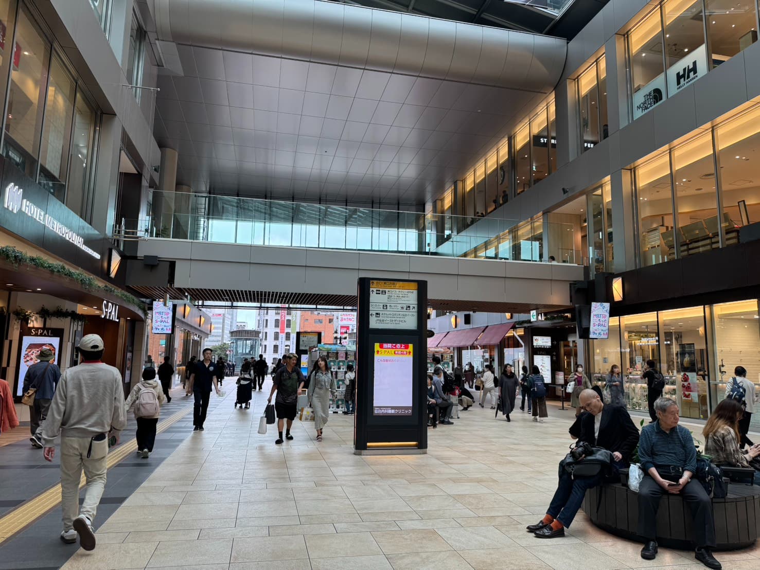 JR仙台駅東口改札からの道順2